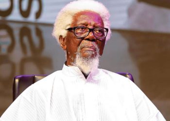 Le Nigérian Demas Nwoko reçoit le Lion d’Or 2023 de la Biennale de Venise