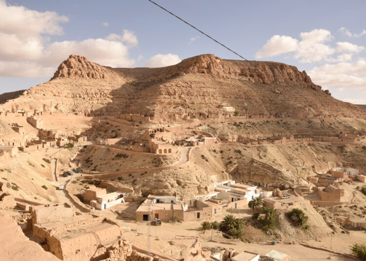 Ateliers du Sud :Une recherche action pour le renouvellement  des pratiques constructivesL’architecture du Sud, un modèle alternatif d’adaptation climatique